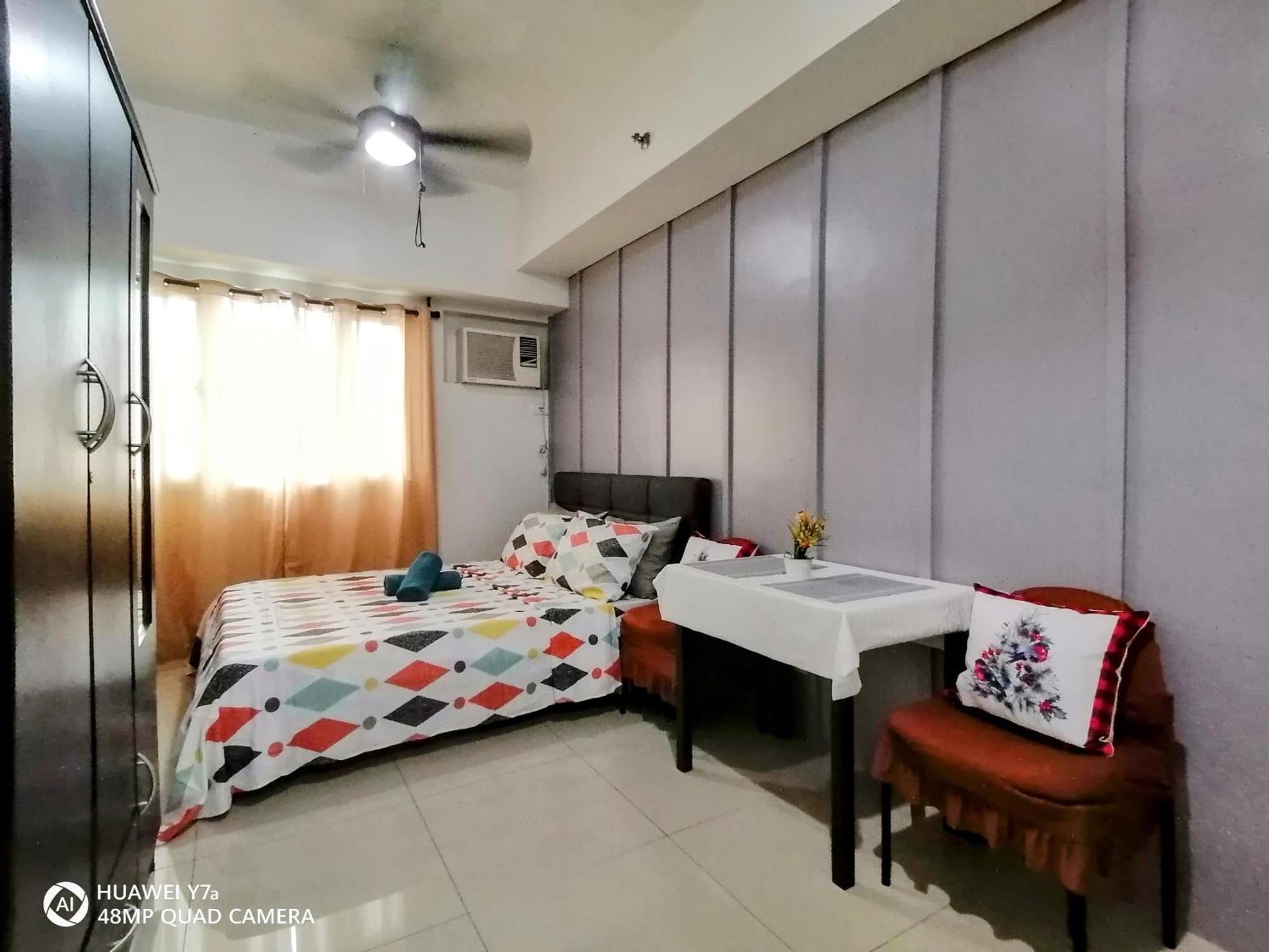 The Beacon Makati Staycation Suites Manila Exterior photo